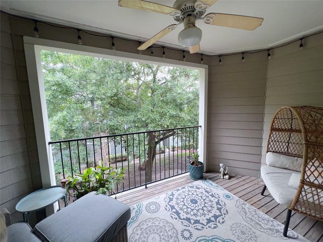 1728 Bevis Street, Houston, TX 77008