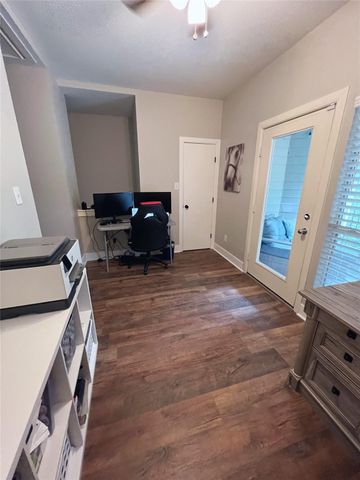 1728 Bevis Street, Houston, TX 77008