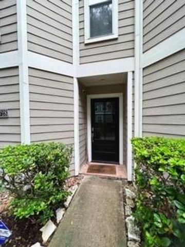 1728 Bevis Street, Houston, TX 77008