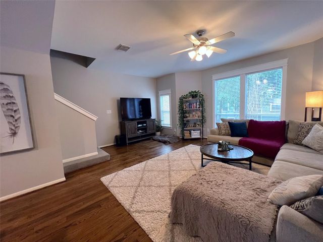 1728 Bevis Street, Houston, TX 77008