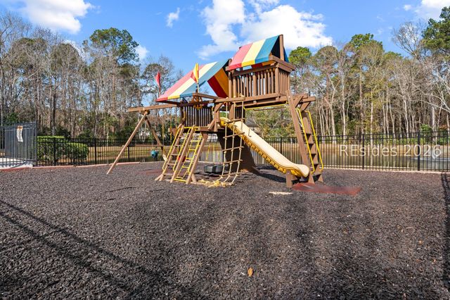 8 Buckhorn St, Bluffton, SC 29910