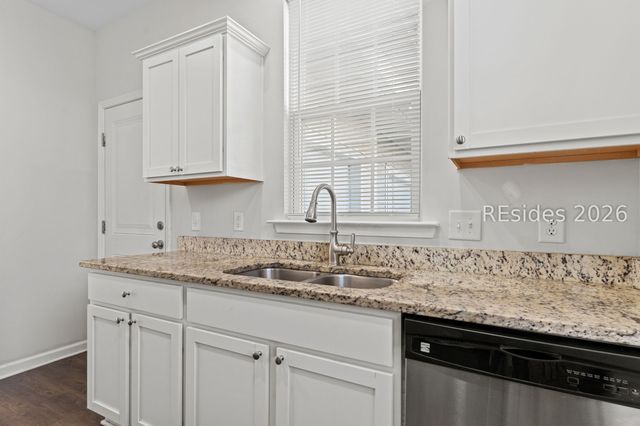 8 Buckhorn St, Bluffton, SC 29910