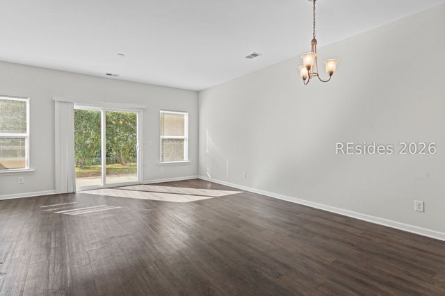 8 Buckhorn St, Bluffton, SC 29910