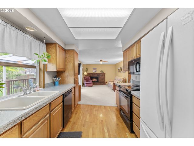 5245 Sw 205TH Ct, Aloha, OR 97078