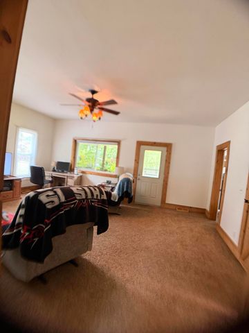 283 East Avenue, Napoleon, MI 49261