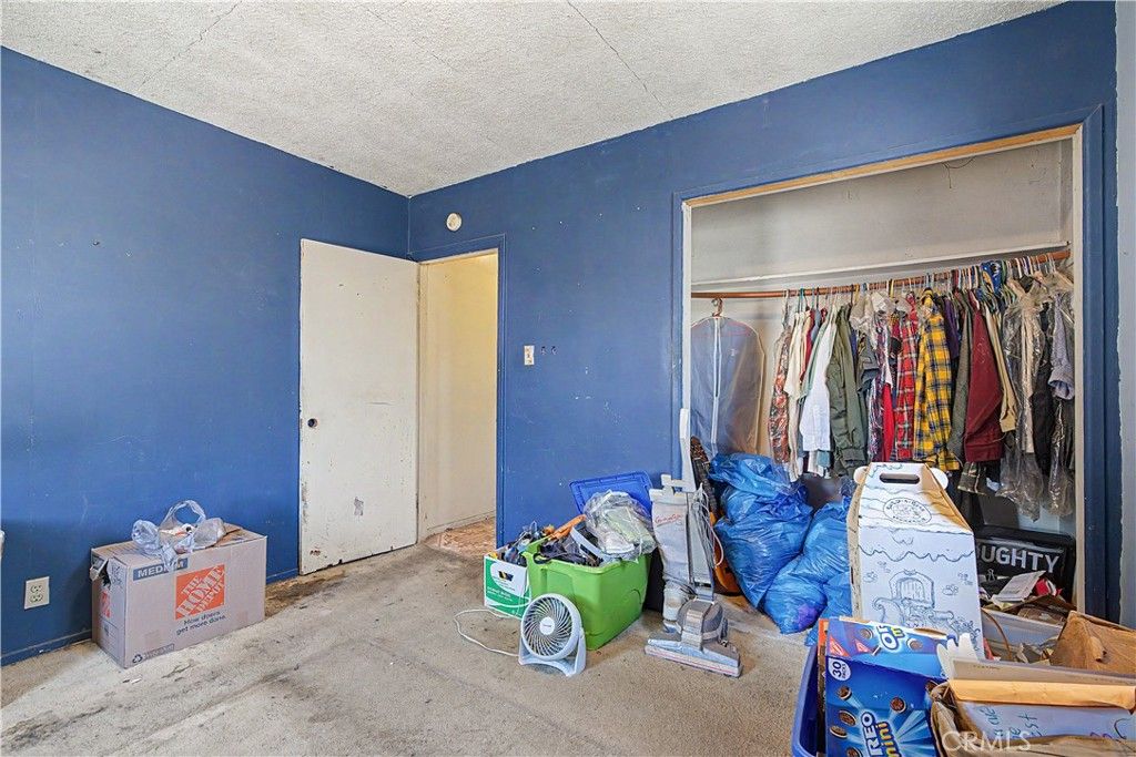 Image 8 of property listing at 10313 Virginia, South Gate, CA 90280