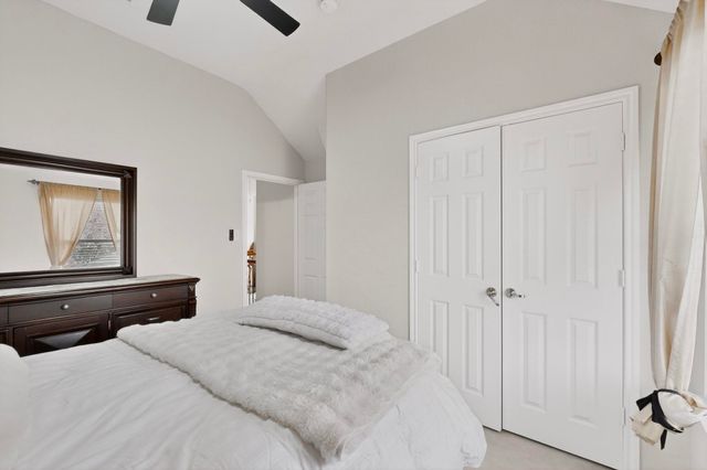 5828 Ivy Glen Drive, Grand Prairie, TX 75052