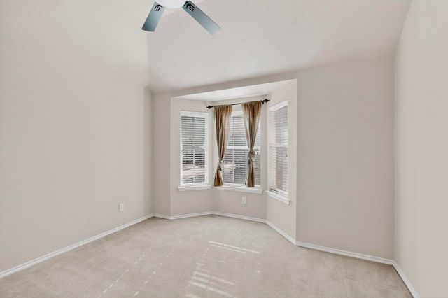 5828 Ivy Glen Drive, Grand Prairie, TX 75052