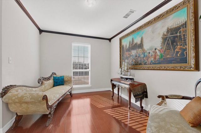 5828 Ivy Glen Drive, Grand Prairie, TX 75052