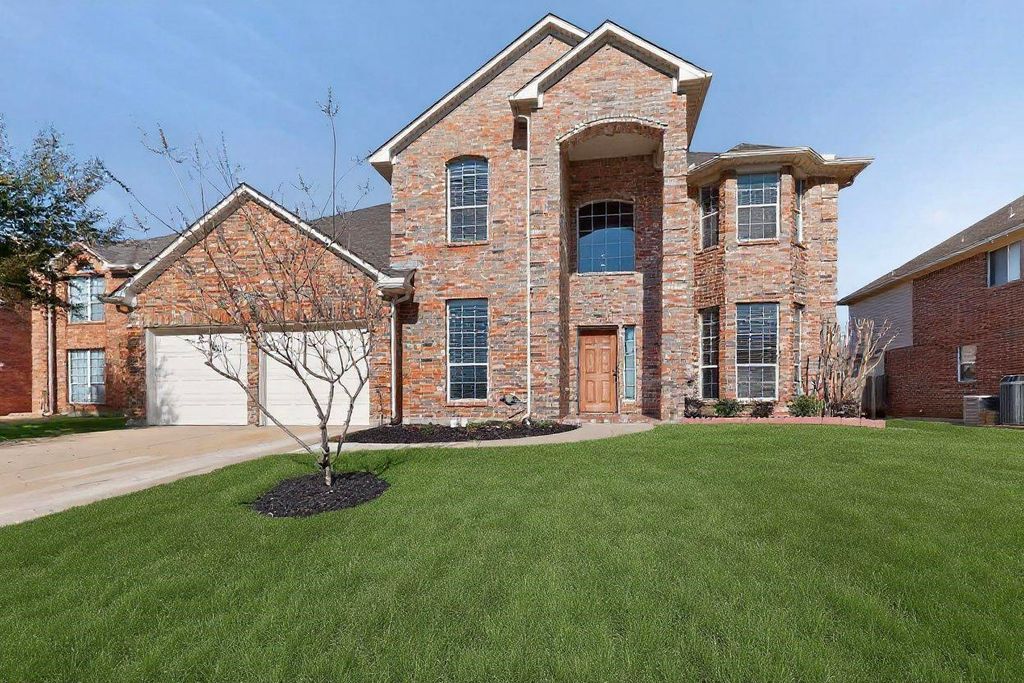 5828 Ivy Glen Drive, Grand Prairie, TX 75052