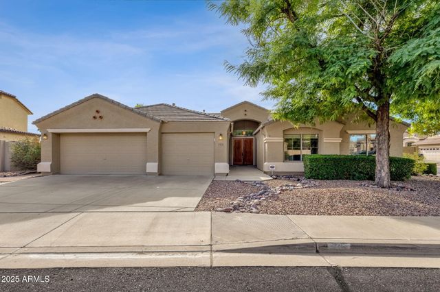 715 E KAIBAB Drive, Chandler, AZ 85249