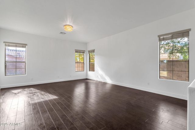 715 E KAIBAB Drive, Chandler, AZ 85249