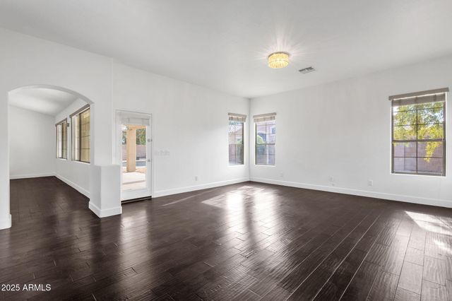 715 E KAIBAB Drive, Chandler, AZ 85249