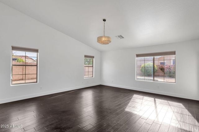 715 E KAIBAB Drive, Chandler, AZ 85249