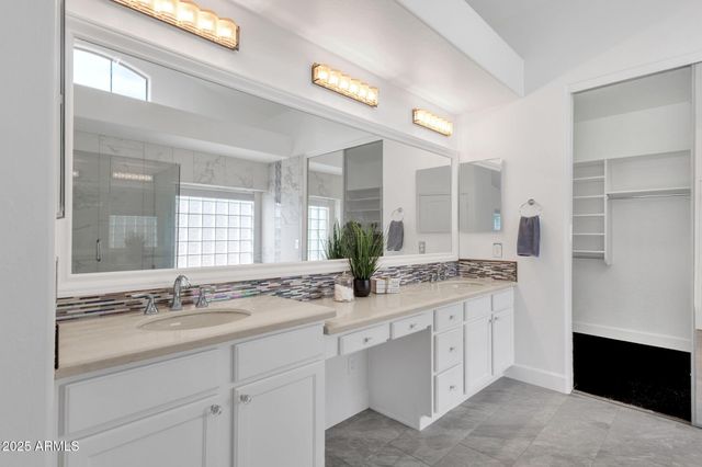 715 E KAIBAB Drive, Chandler, AZ 85249