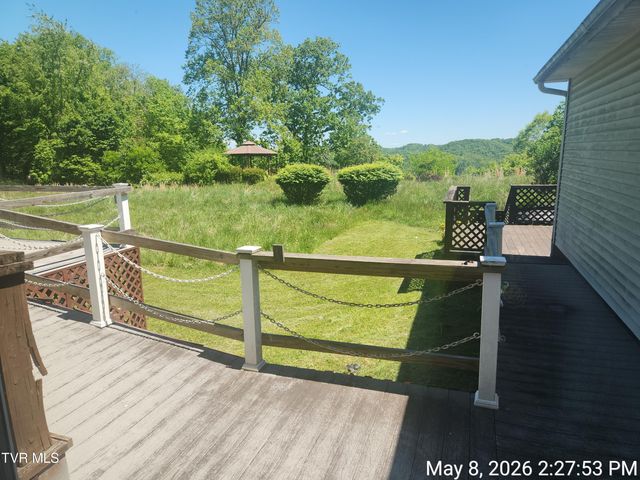 7523 Dc Caney Ridge Road, Coeburn, VA 24230