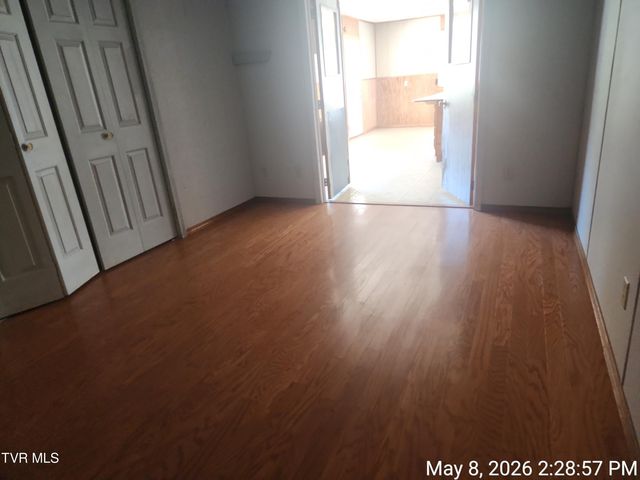 7523 Dc Caney Ridge Road, Coeburn, VA 24230