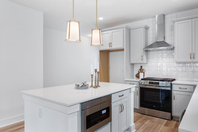 323 Trailmore Lane, Summerville, SC 29486