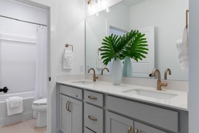 323 Trailmore Lane, Summerville, SC 29486