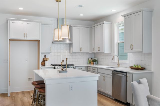 323 Trailmore Lane, Summerville, SC 29486