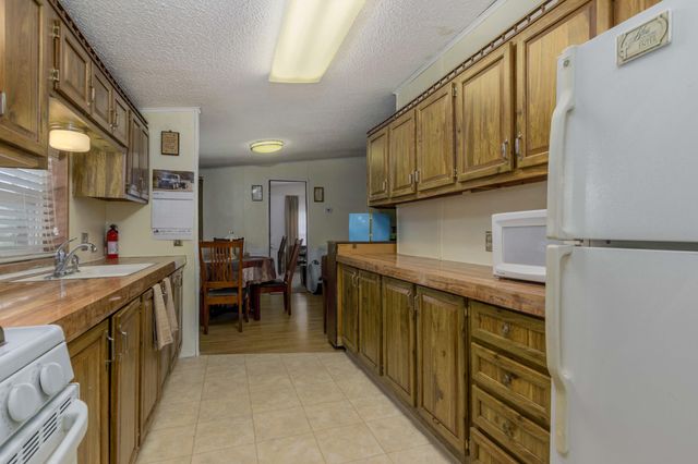1163 Maple Leaf Lane NW, Walker, MI 49534