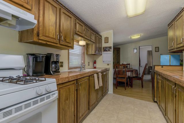 1163 Maple Leaf Lane NW, Walker, MI 49534