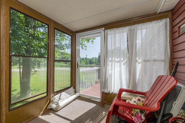 1163 Maple Leaf Lane NW, Walker, MI 49534