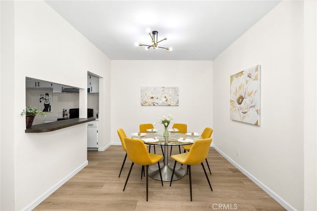 400 S La Fayette Park 213, Los Angeles, CA 90057