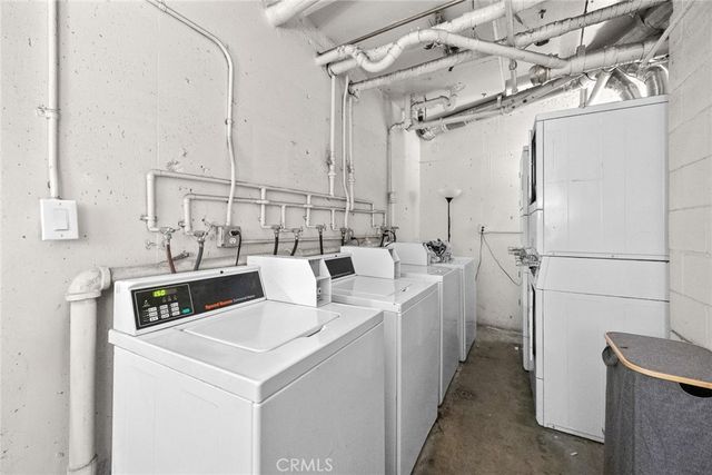 400 S La Fayette Park 213, Los Angeles, CA 90057