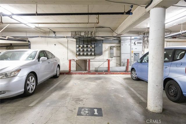 400 S La Fayette Park 213, Los Angeles, CA 90057