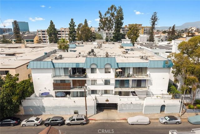 400 S La Fayette Park 213, Los Angeles, CA 90057