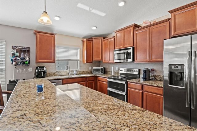 11021 STANDING STONE DRIVE, Wimauma, FL 33598