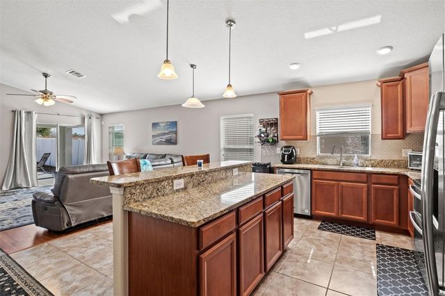 11021 STANDING STONE DRIVE, Wimauma, FL 33598