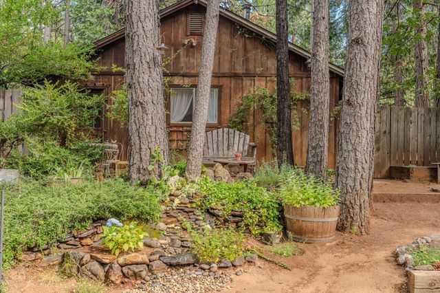 23823 Shake Ridge Rd, Volcano, CA 95689