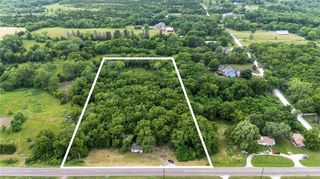 13525 N 158th Street, Bonner Springs, KS 66012