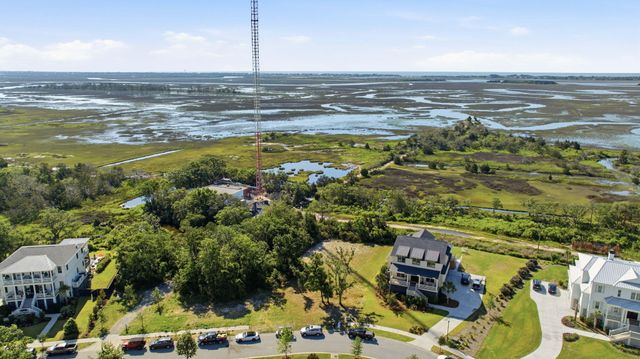 1499 Tomato Farm Circle, Mount Pleasant, SC 29464