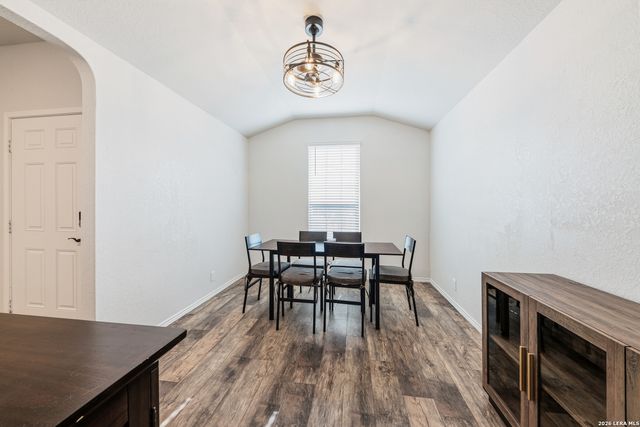 6203 Tadpole Bluff, Converse, TX 78109