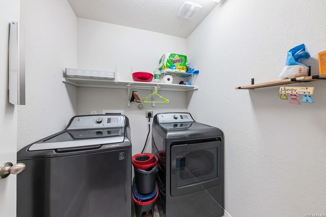 6203 Tadpole Bluff, Converse, TX 78109