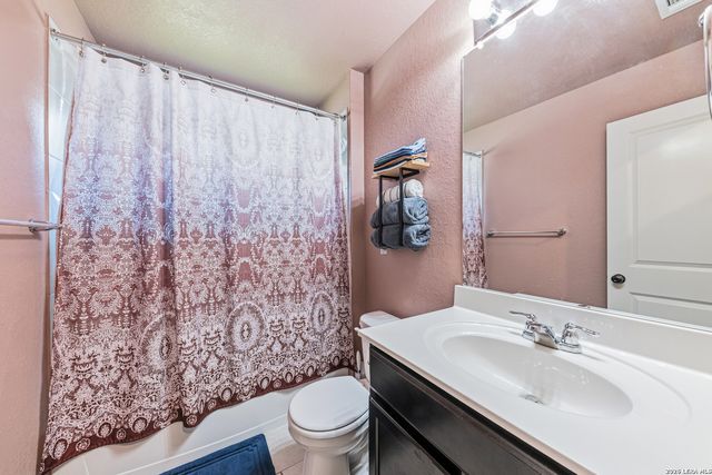 6203 Tadpole Bluff, Converse, TX 78109
