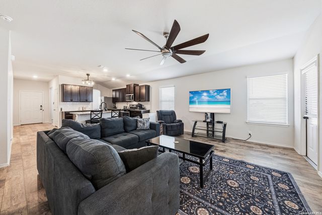 6203 Tadpole Bluff, Converse, TX 78109