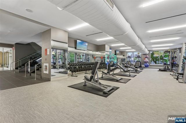 9 Ave At Port Imperial 1007, West New York, NJ 07093