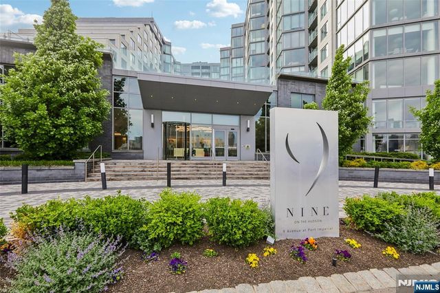 9 Ave At Port Imperial 1007, West New York, NJ 07093