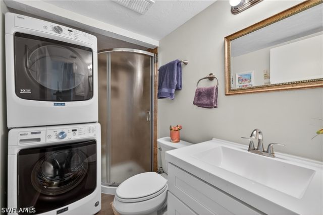 3301 Prince Edward Island CIR 2, Fort Myers, FL 33907