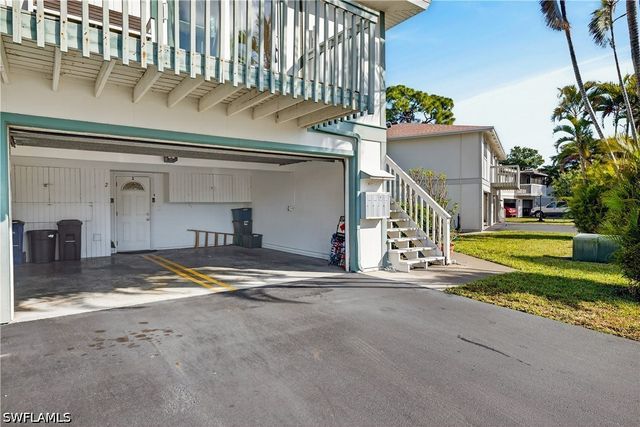 3301 Prince Edward Island CIR 2, Fort Myers, FL 33907