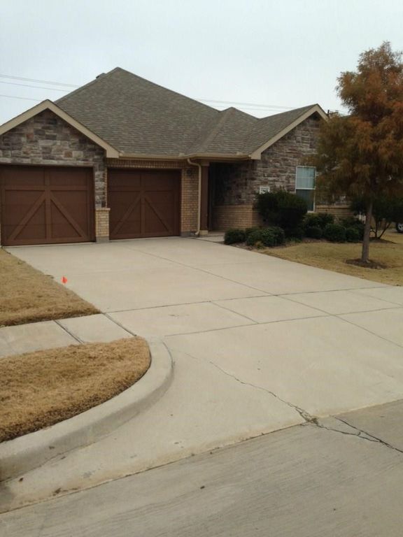 5845 Pinebrook Drive, The Colony, TX 75056