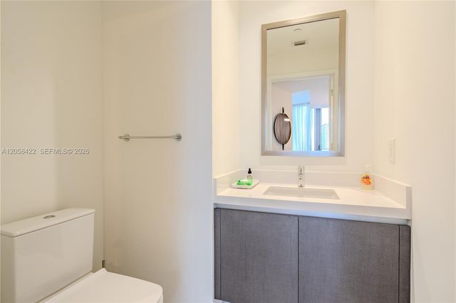 851 NE 1st Avenue 1802, Miami, FL 33132