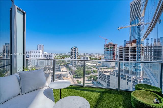 851 NE 1st Avenue 1802, Miami, FL 33132