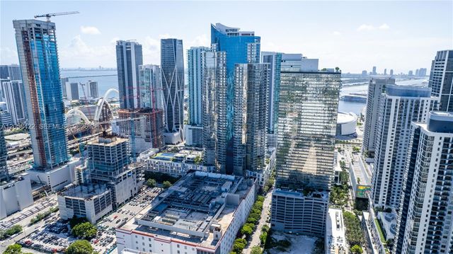 851 NE 1st Avenue 1802, Miami, FL 33132