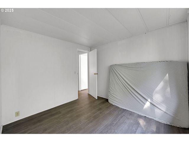 31145 KENADY Ln, Cottage Grove, OR 97424