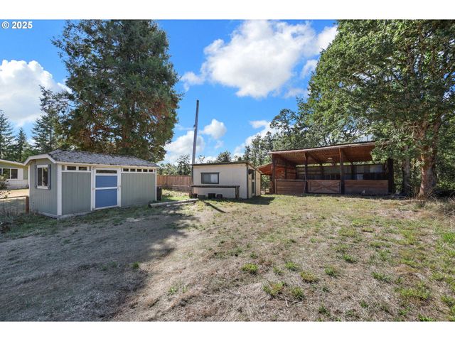 31145 KENADY Ln, Cottage Grove, OR 97424